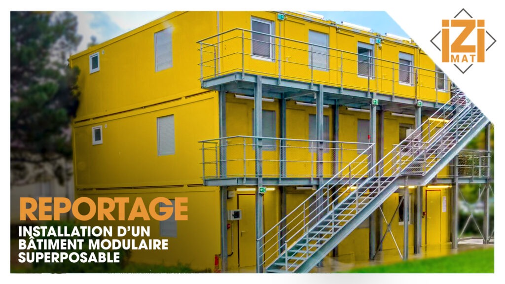 bâtiments modulaires jaune installés à Angers. 