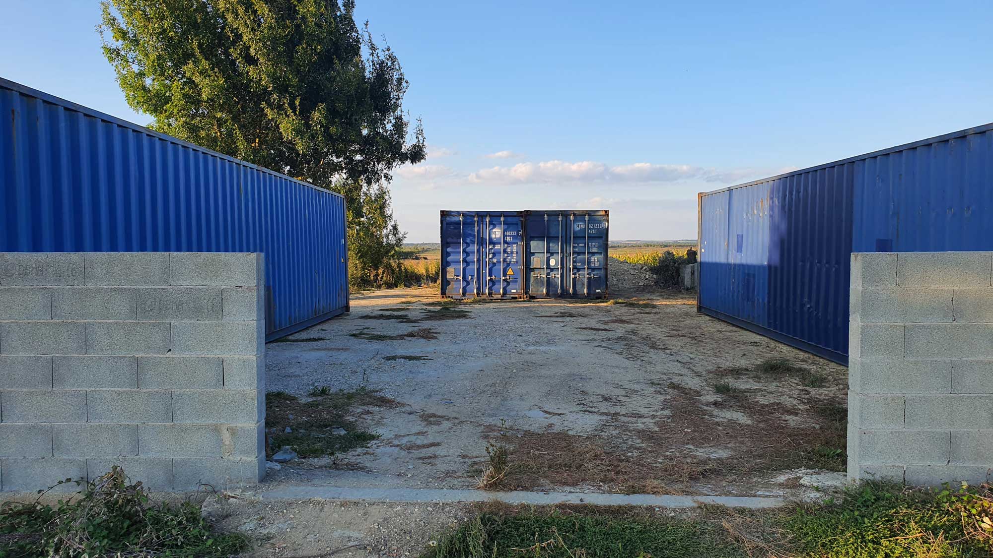 Container aménagé en espace de stockage