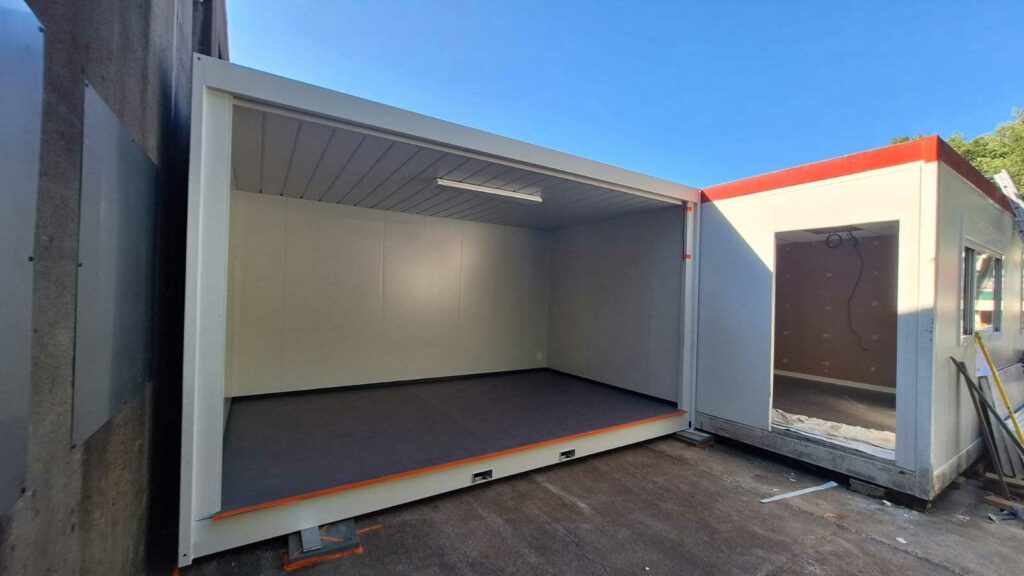 Travaux de rénovation sur un bâtiment modulaire existant chez DEFONTAINE